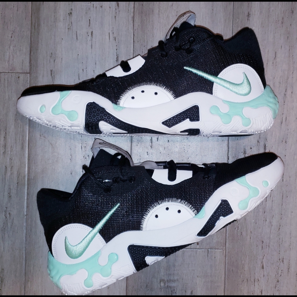 Nike PG 6 black &fresh mint U.S. mens - size 10.5